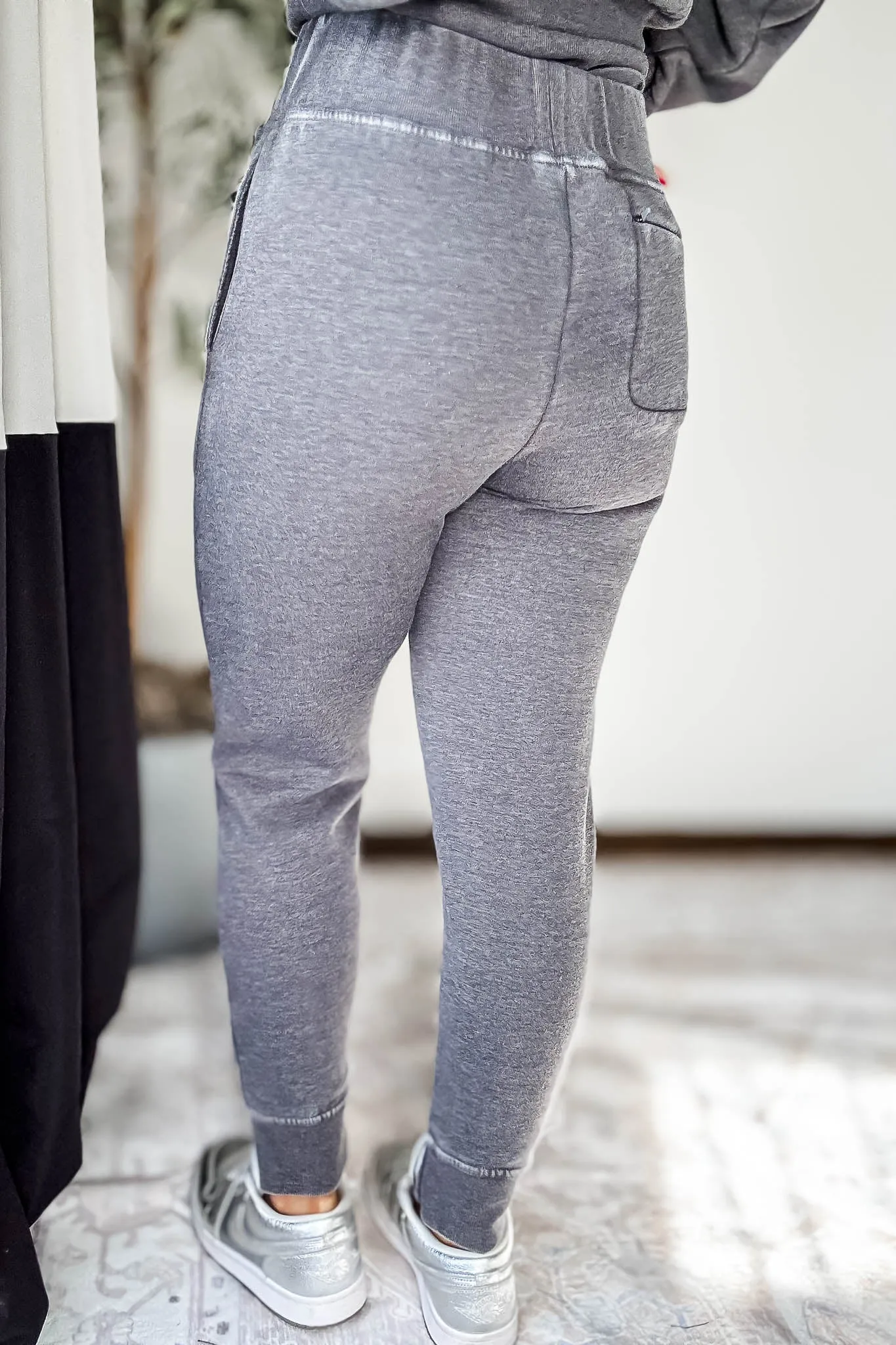 Burned Out Fleece Black Joggers