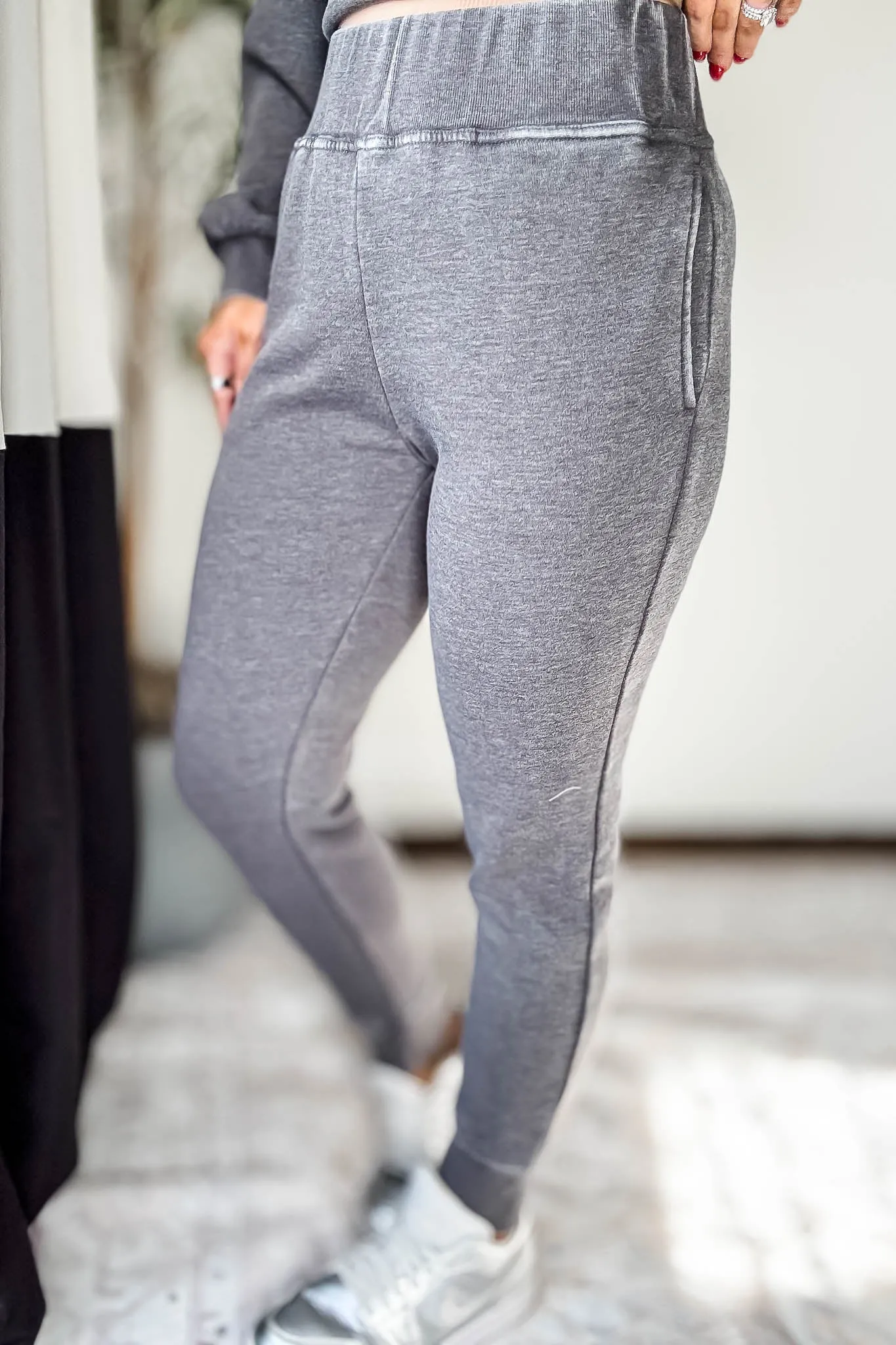 Burned Out Fleece Black Joggers
