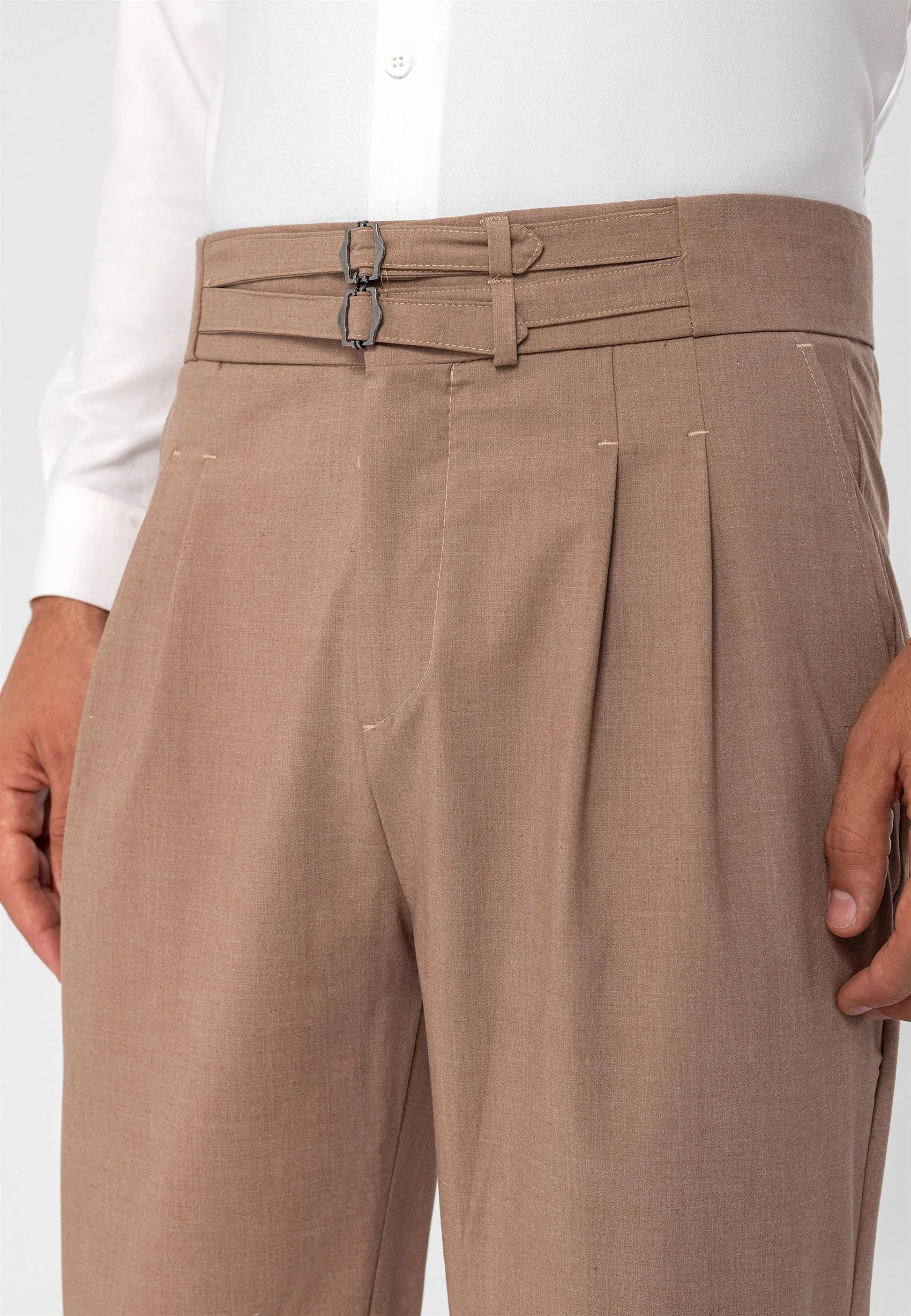 Men's Light Brown High Waist Buckle Belt Pleated Fabric Trousers - Wessi