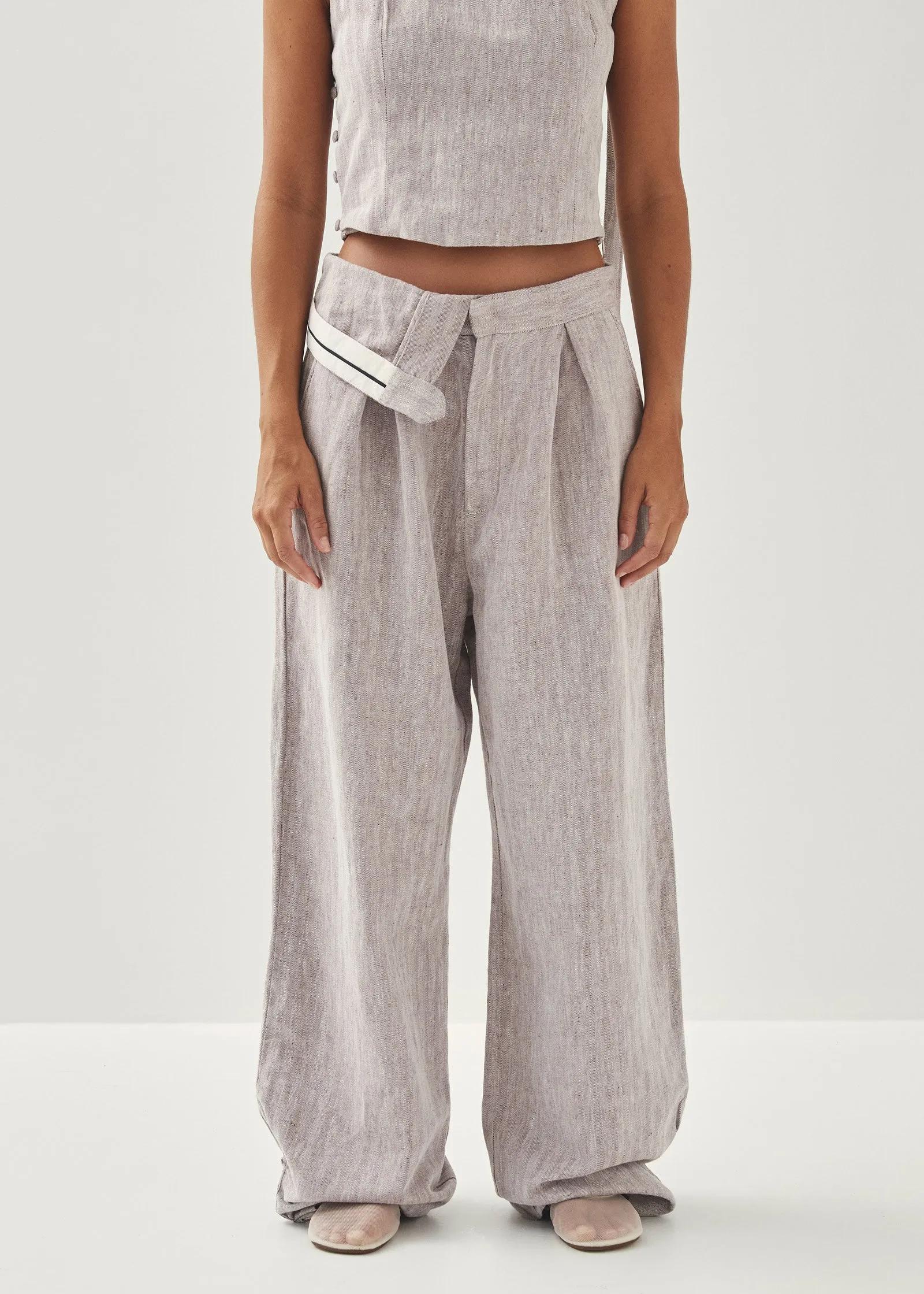 Moca Linen Brown Trousers