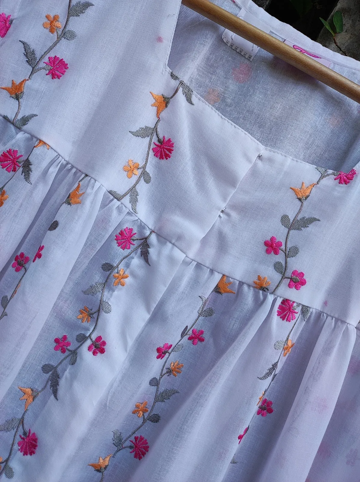 Pretty Embroidered Fabric Creeping Buds Nighty