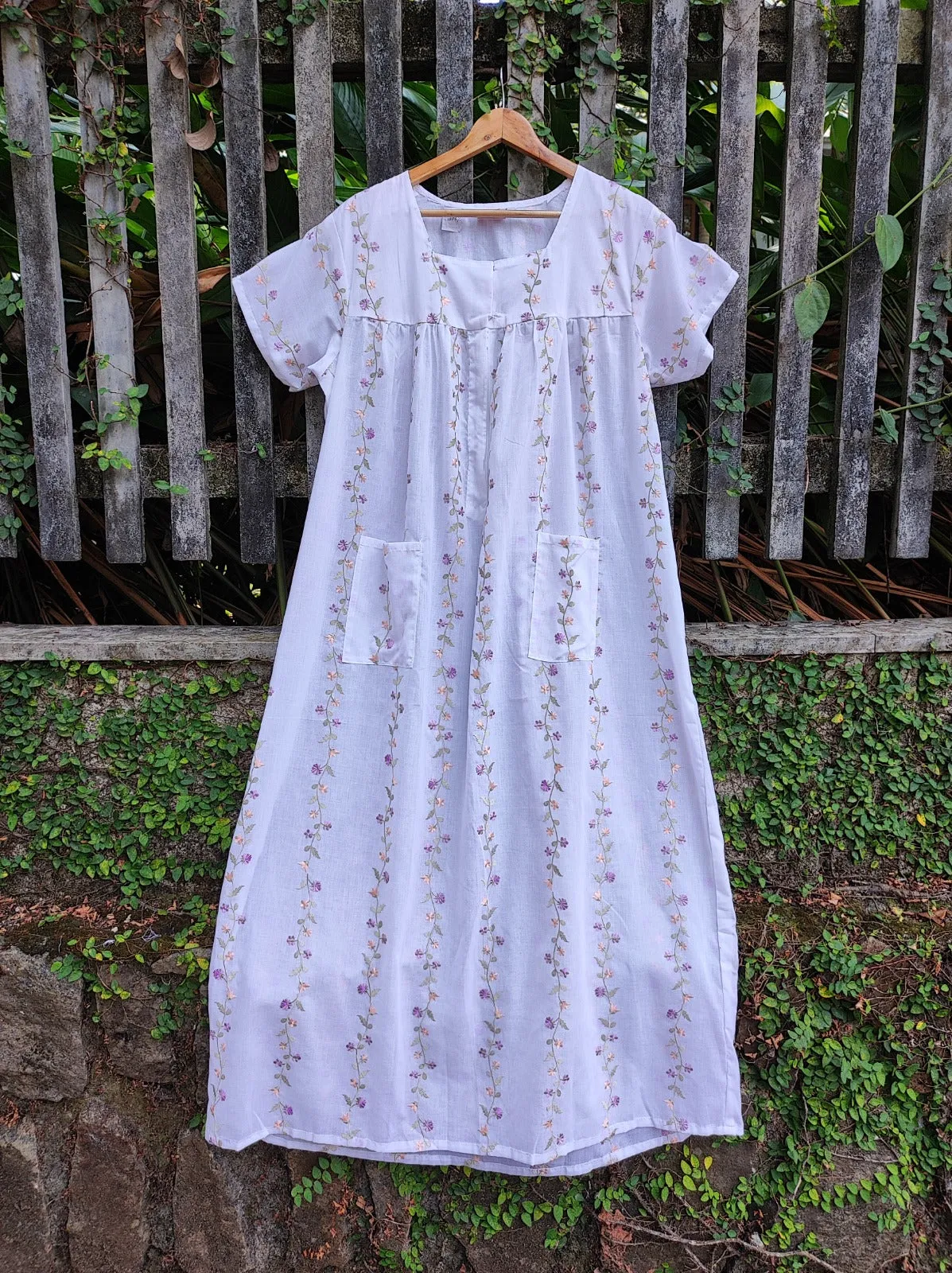 Pretty Embroidered Fabric Creeping Buds Nighty
