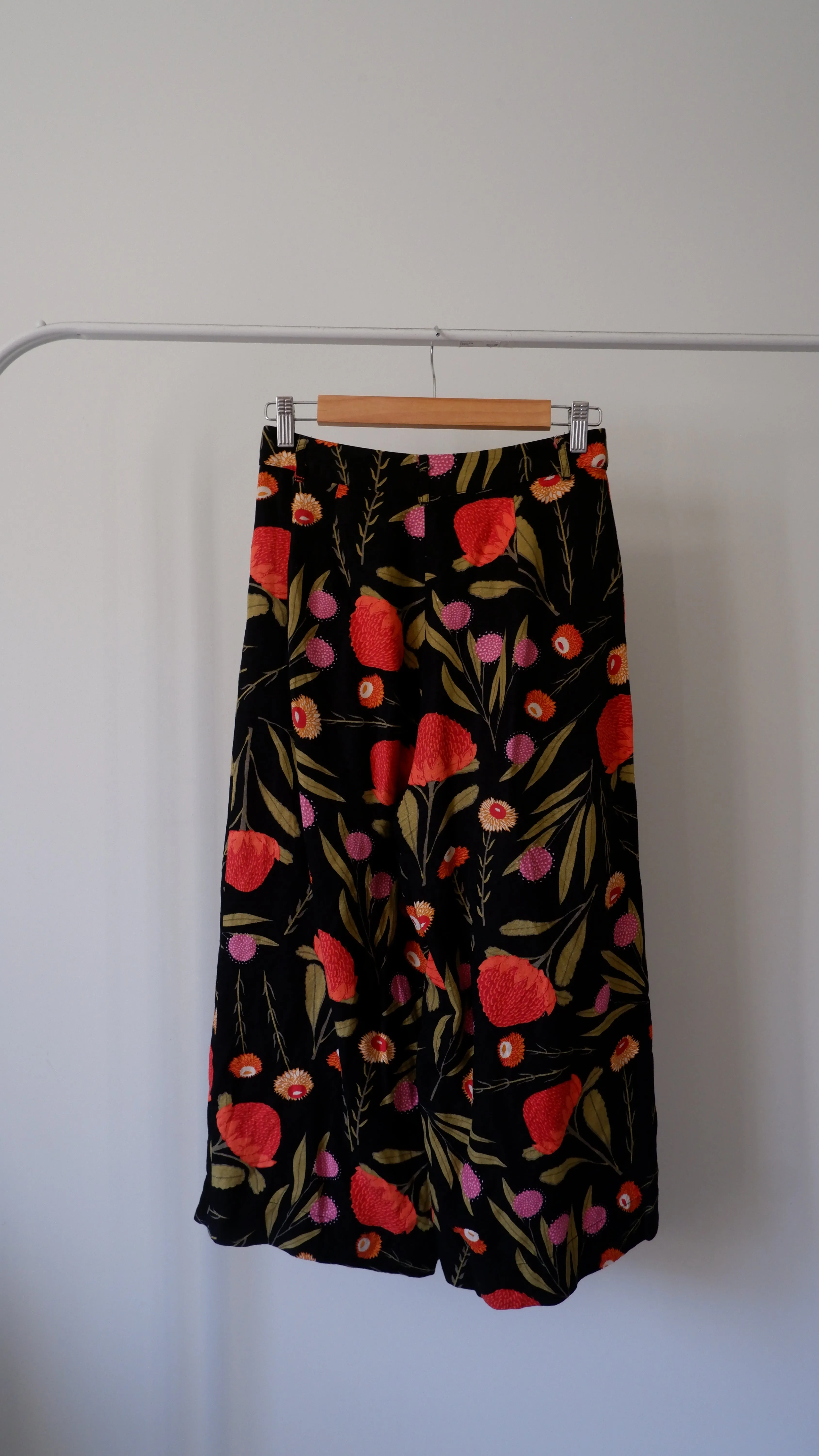 Princess Highway Floral Wide Leg Cropped Trousers - 28