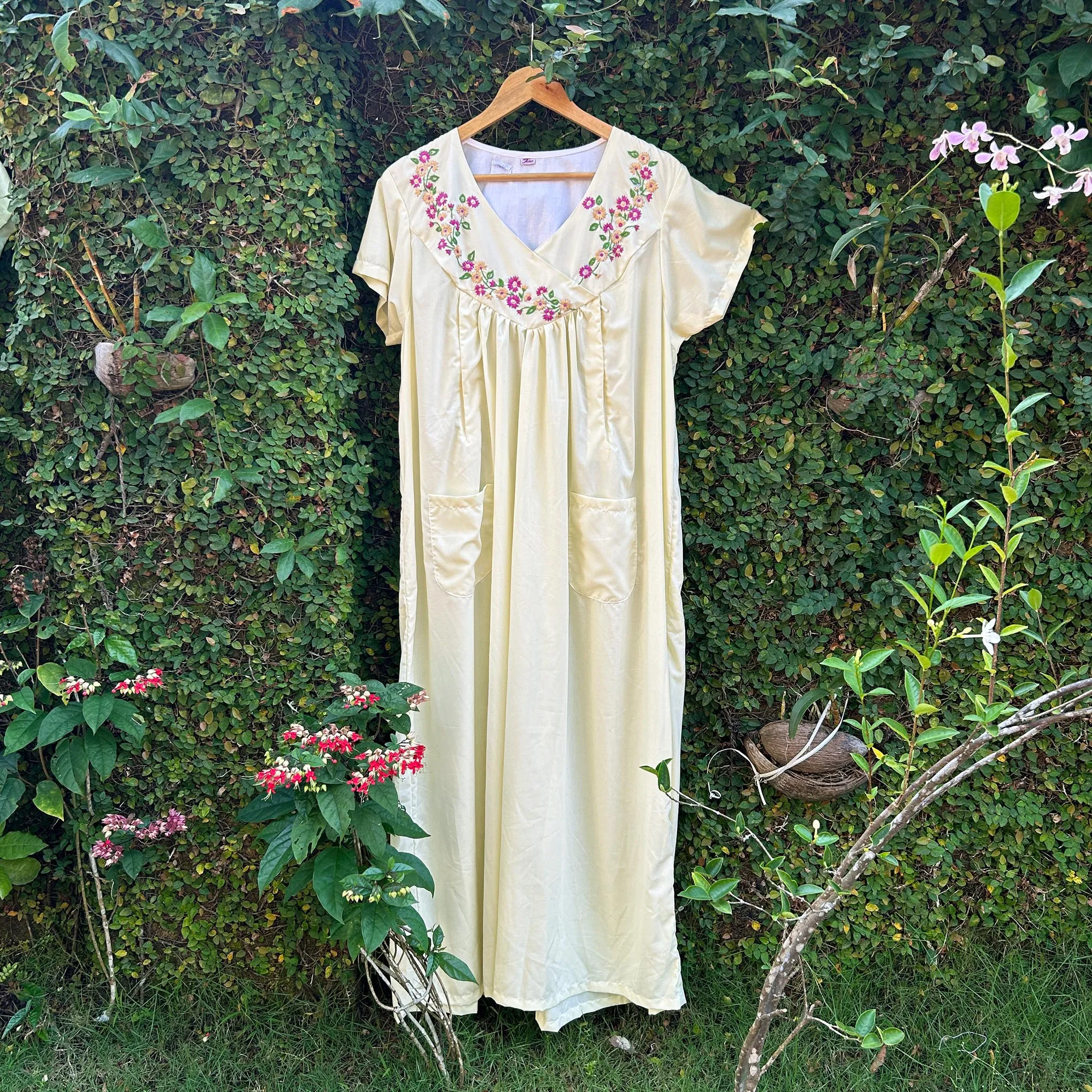 Vibrant Blossoms Bizzy Lizzy Nightwear